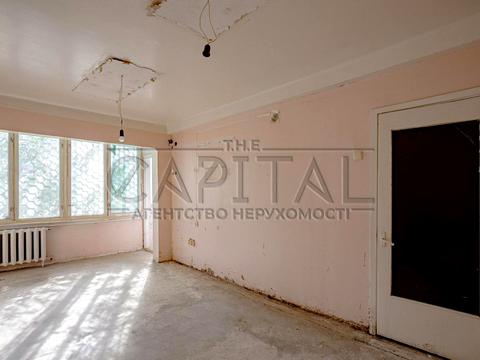 комерційна за адресою Київ, Героїв полку "Азов" вул. (Маршала Малиновського), 4