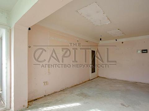 комерційна за адресою Київ, Героїв полку "Азов" вул. (Маршала Малиновського), 4