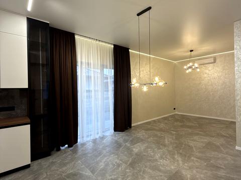 будинок за адресою Успішна, 20