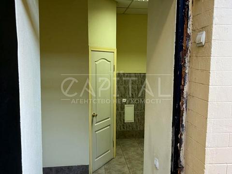 комерційна за адресою Басейна вул., 19