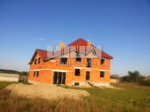 будинок за адресою Центральна вул.