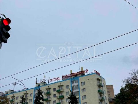 комерційна за адресою Голосіївський просп. (40-річчя Жовтня), 93