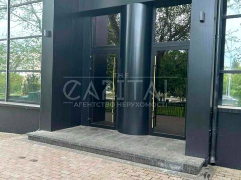 комерційна за адресою Голосіївський просп. (40-річчя Жовтня), 93