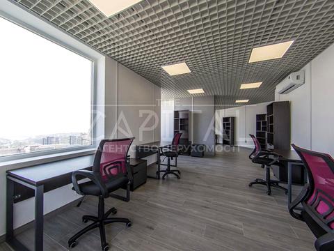 коммерческая по адресу Панаса Мирного ул., 17