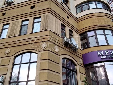 комерційна за адресою В'ячеслава Чорновола вул., 27