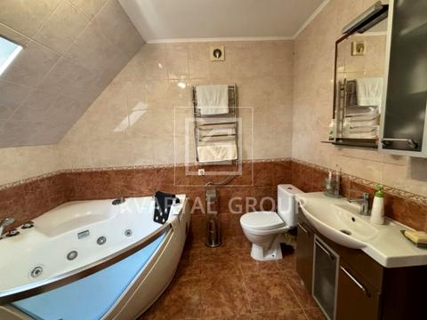 будинок за адресою коховська, 2л