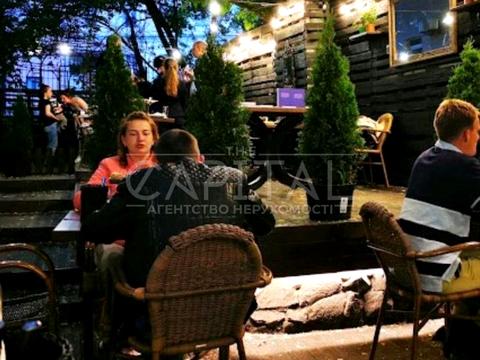 комерційна за адресою Софіївська вул., 8