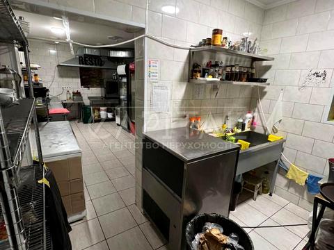 комерційна за адресою Софіївська вул., 8