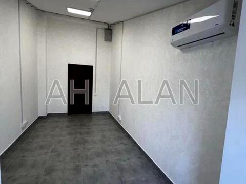 комерційна за адресою Межигірська вул., 87-А