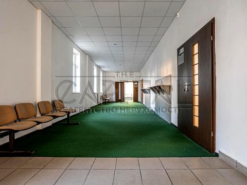 комерційна за адресою Берестейське шосе (Брест-Литовське), 8-А