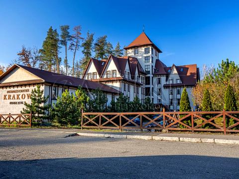 комерційна за адресою Берестейське шосе (Брест-Литовське), 8-А