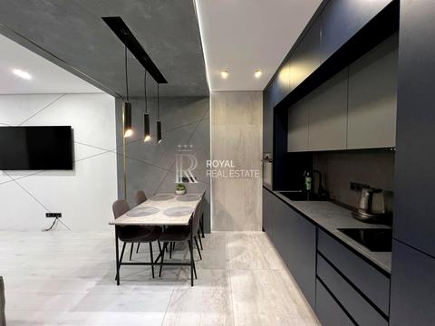 квартира за адресою Дніпровська набережна вул., 18-А