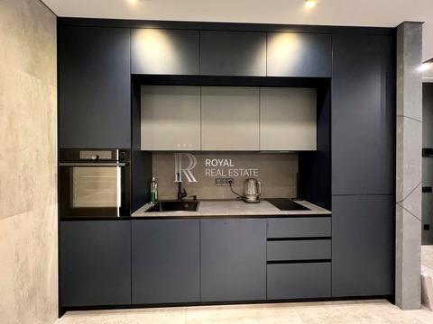 квартира за адресою Дніпровська набережна вул., 18-А