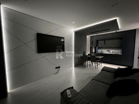 квартира за адресою Дніпровська набережна вул., 18-А