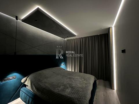 квартира за адресою Дніпровська набережна вул., 18-А