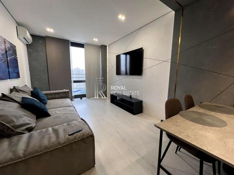 квартира за адресою Дніпровська набережна вул., 18-А