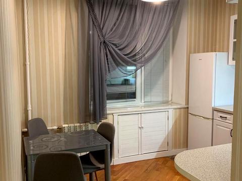 квартира за адресою Соборний просп. (Леніна), 182