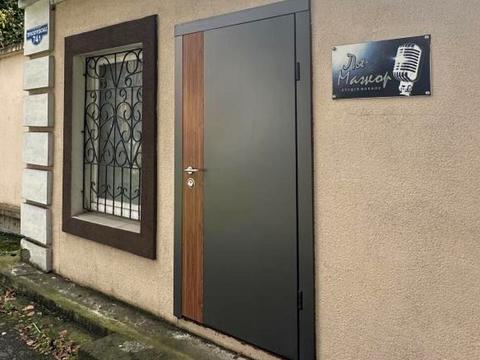 комерційна за адресою Проскурівська вул., 74/1