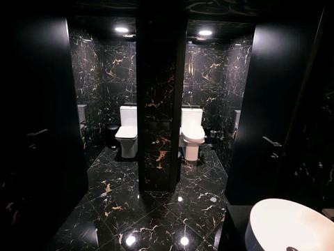 комерційна за адресою Михайла Бойчука вул. (Кіквідзе), 41-Б