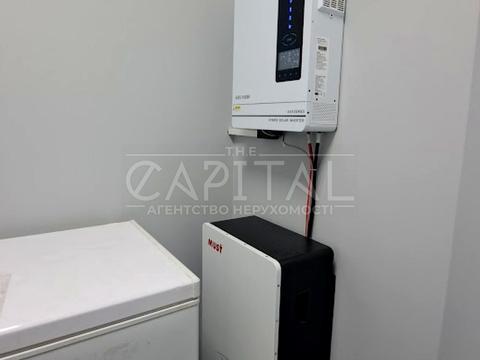 комерційна за адресою Микільсько-Слобідська вул., 8