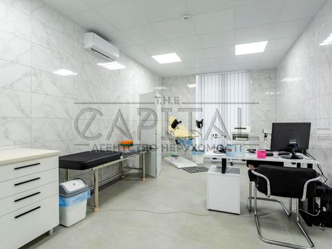 комерційна за адресою Микільсько-Слобідська вул., 8