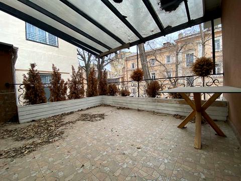 квартира за адресою Футуристів пров., 4