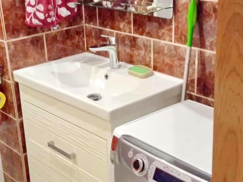 квартира за адресою Шкільна вул. (Героїв Сталінграда), 444