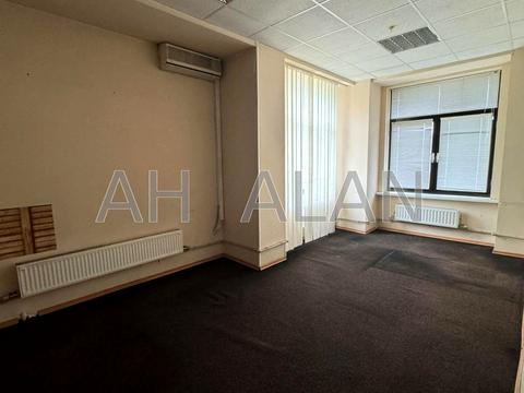 комерційна за адресою Лук'янівська вул., 1