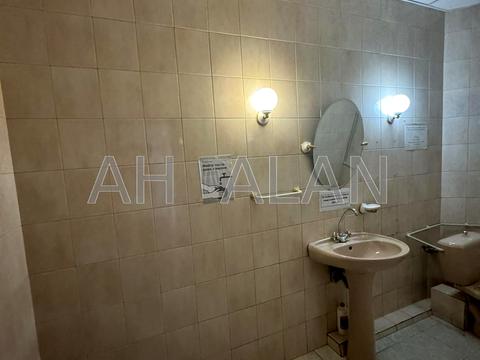 комерційна за адресою Лук'янівська вул., 1