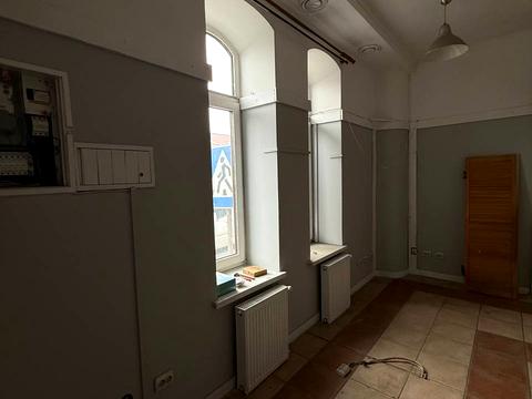 коммерческая по адресу Зализничная ул., 31