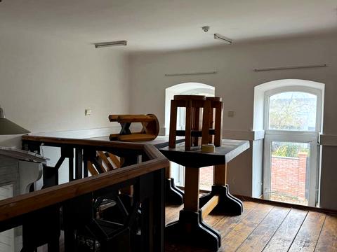 коммерческая по адресу Зализничная ул., 31