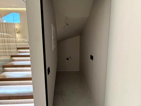 будинок за адресою Грушевського вул.