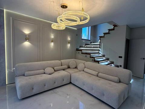 будинок за адресою Грушевського вул.