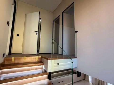 будинок за адресою Грушевського вул.