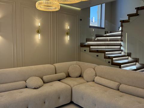 будинок за адресою Грушевського вул.