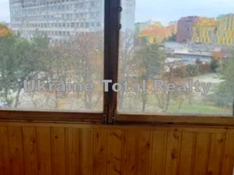 квартира за адресою Соборності просп. (Возз'єднання), 11