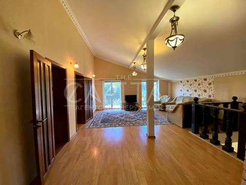 будинок за адресою Богатирська вул.