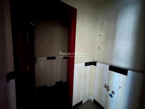 комерційна за адресою Петра Сагайдачного вул., 37