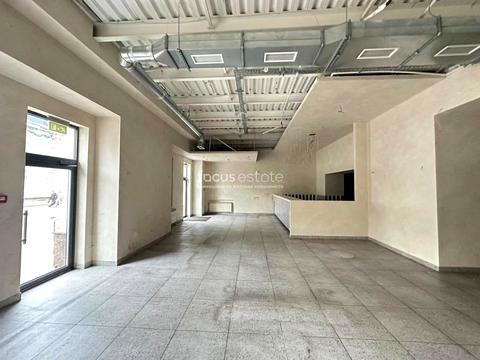 комерційна за адресою Петра Сагайдачного вул., 37