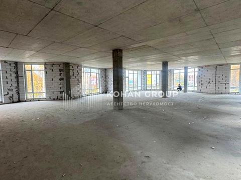 комерційна за адресою Панаса Мирного вул., 2