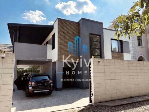 будинок за адресою Богатирська вул.