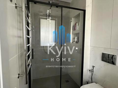 будинок за адресою Богатирська вул.