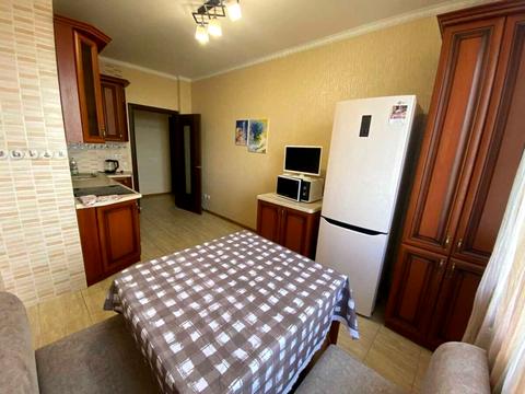 квартира за адресою Миколи Руденка бульв. (Кольцова), 14-Б