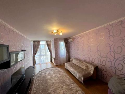 квартира за адресою Миколи Руденка бульв. (Кольцова), 14-Б