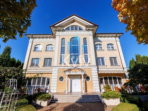 будинок за адресою Вереснева