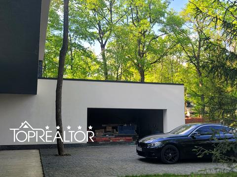 дом по адресу Лесопарковская ул.