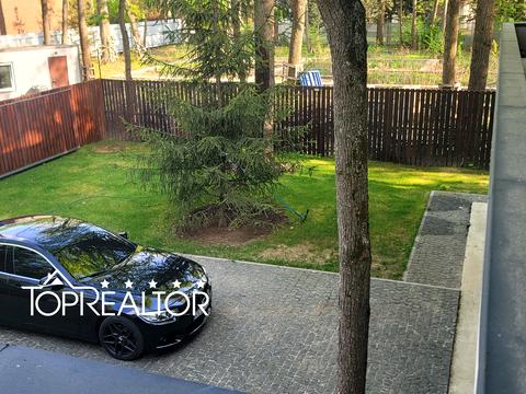 дом по адресу Лесопарковская ул.