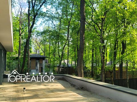 дом по адресу Лесопарковская ул.