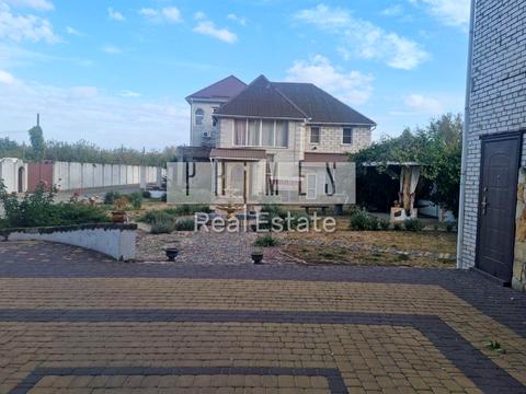 будинок за адресою Виноградна вул.