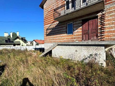 дом по адресу Романа Шухевича ул.